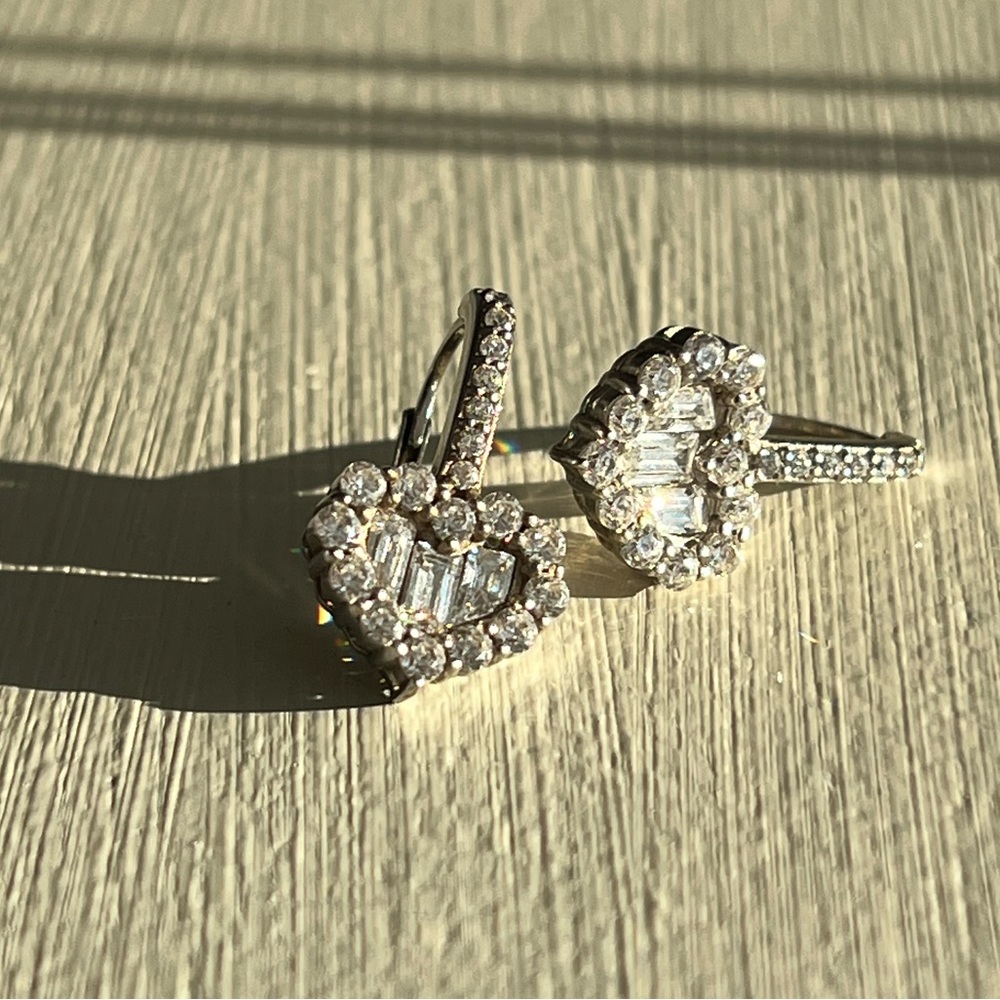 Heart “huggie” earnings